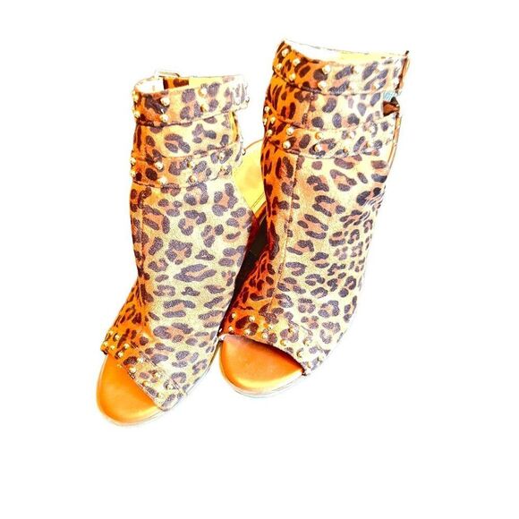 Suede Leopard Open Toe‎ Buckled Ankle Heels - Picture 2 of 4